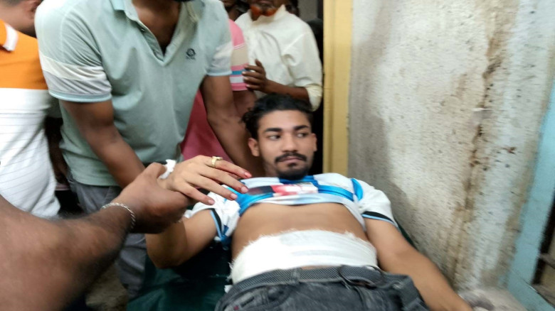 মাদক বিক্রিতে বাধা, ছুরিকাঘাতে ছাত্রদল নেতা আহত