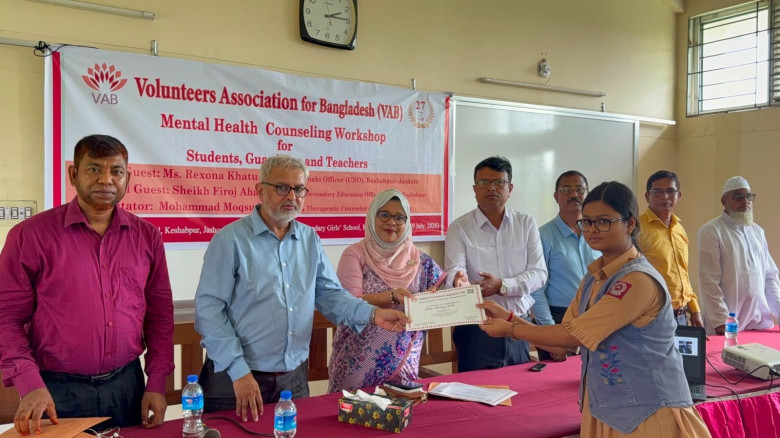 আত্মহত্যা প্রতিরোধে আমাদের করণীয়
