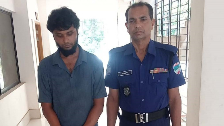 সাইবার ক্রাইমে যশোরের সাফল্য: ৬০ মোবাইল ও আড়াই লক্ষাধিক টাকা উদ্ধার