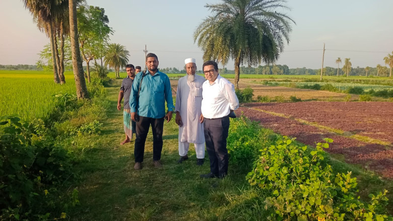এক মাসের মধ্যে দখলমুক্ত হবে বীর নারায়ণপুরের সরকারি রাস্তা, আশায় বুক বাঁধছেন তিন গ্রামের মানুষ