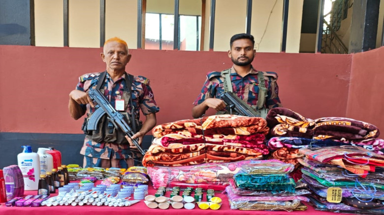 যশোর সীমান্তে বিজিবির অভিযান: সাড়ে চার লাখ টাকার ...